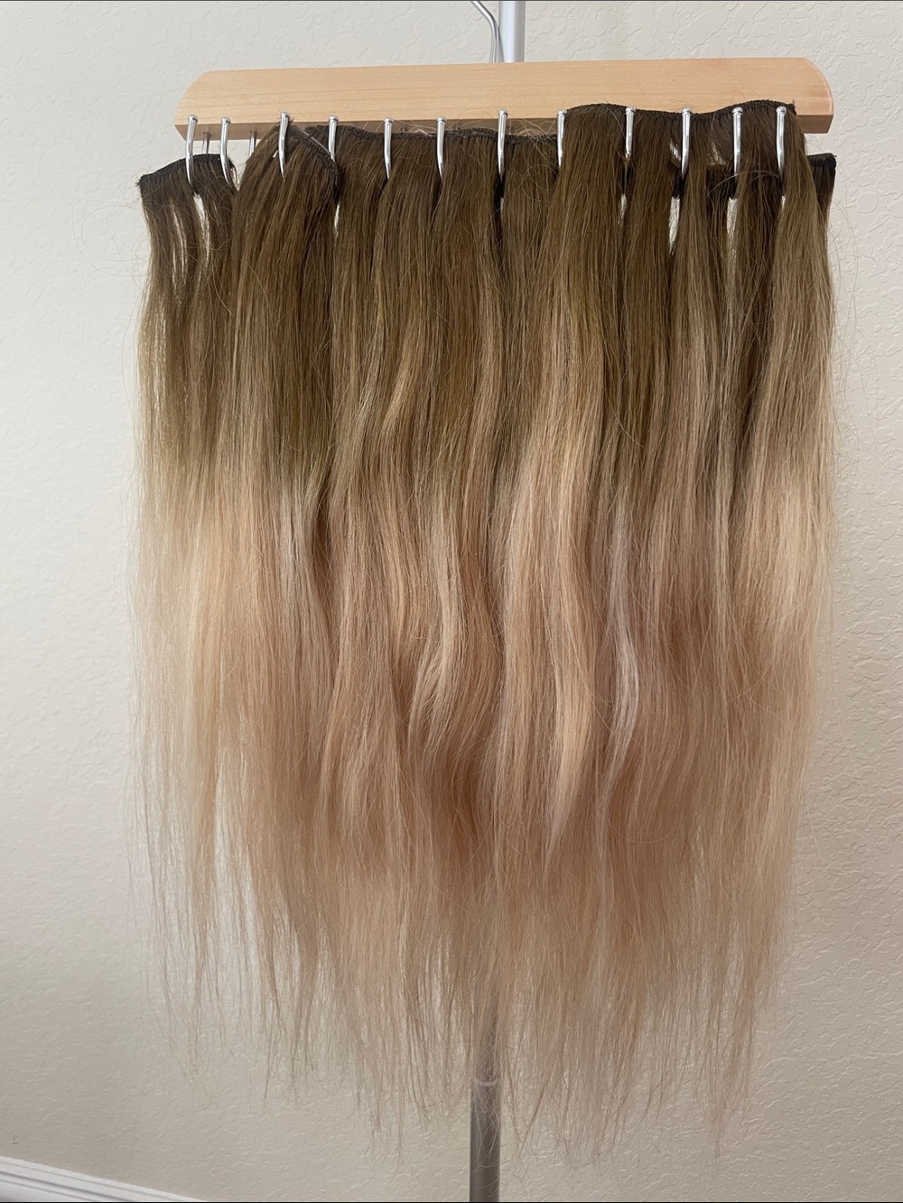Ombre Clip-In Hair Extensions - Brown to Blonde 16”